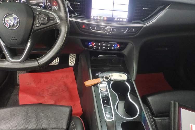 Used Buick Regal 2020 GS 28T Prestige Model