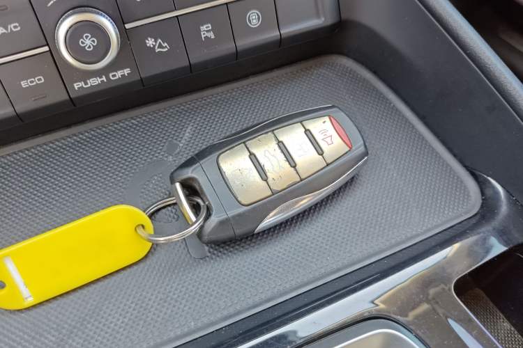 Used Haval F7 2021 2.0T All-Wheel Drive iJoy
