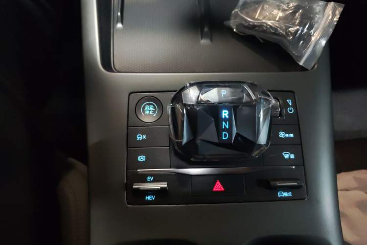 Used BYD Qin PLUS 2025 DM-i Smart Drive 55KM Leading Model
