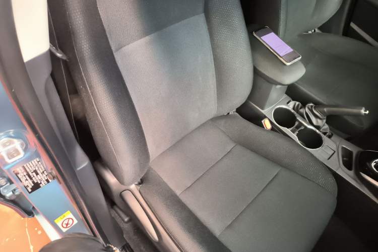 Used Toyota Corolla 2017 Revised Dual-Engine 1.8L E-CVT Leading Edition
