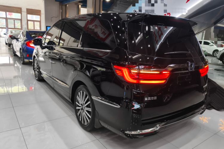 Used Honda Elysion 2024 2.0L eHEV Ultimate Edition