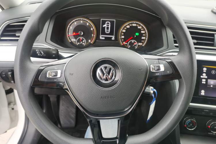 Used Volkswagen Lamando 2021 230TSI DSG Fashion Edition
