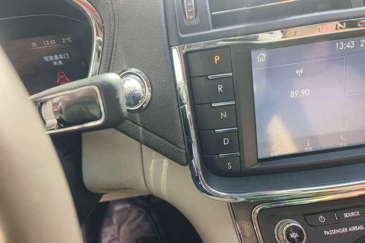 Used Lincoln Continental 2019 2.0T Two-Wheel Drive Luxury Edition China VI Standard