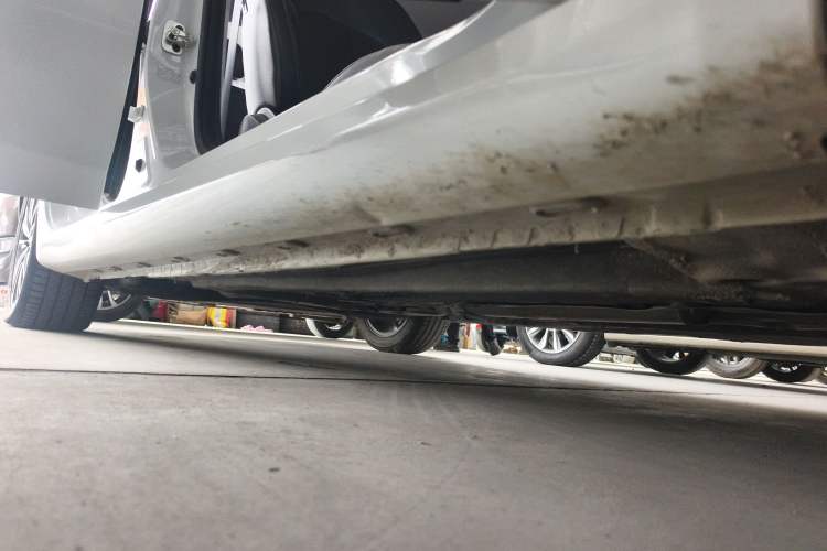 Used Roewe i6 2020 PLUS 1.6L CVT 4G Connected Glory Flagship Edition
