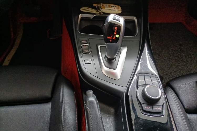 Used BMW 2 Series 2019 225i Sport Design Package
