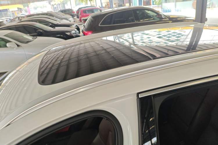 Used Volvo XC60 2019 T5 4x4 Smart Edition China V Standard
