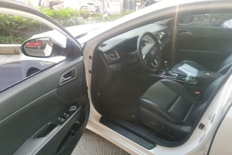 Used Hyundai Mistra 2016 1.8L Automatic Deluxe DLX Model
