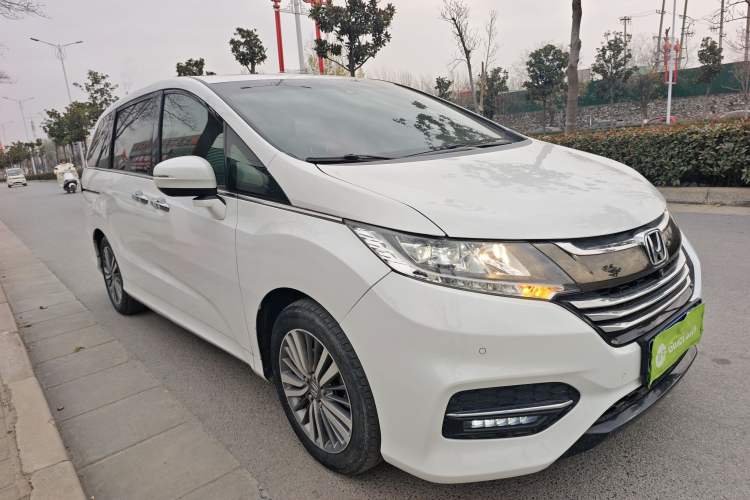 Used Honda Odyssey 2018 2.4L Supreme Edition
