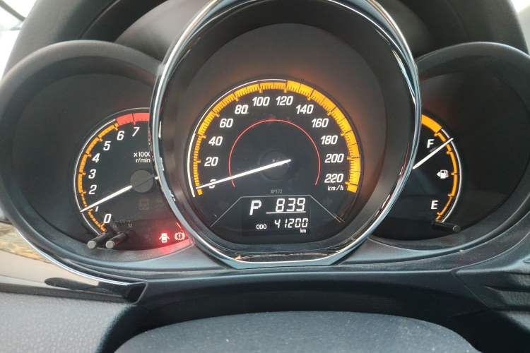 TDK.VehicleDetails.img