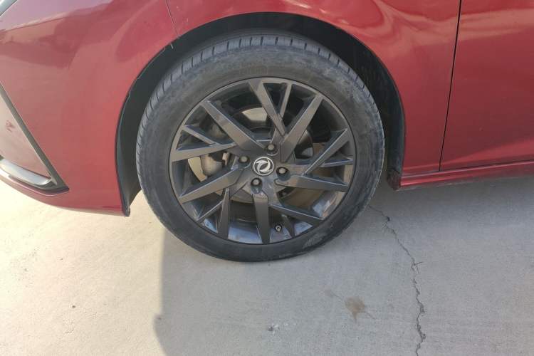 Used Dongfeng Aeolus Yixuan 2020 230T Automatic Glare-Proof Dark Knight Edition