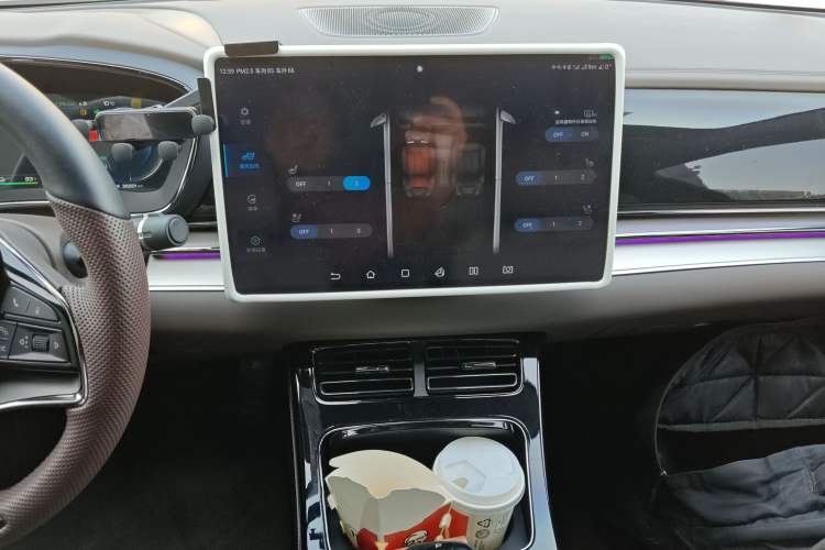 Used BYD Han 2022 DM-i 121KM Prestige Model
