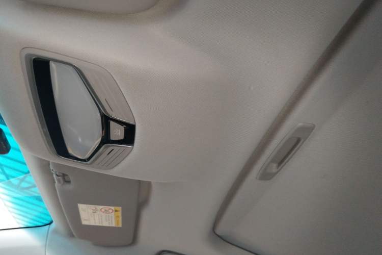 Used Geely Auto Emgrand L HiP 2024 Champion Edition 1.5TD-DHT Pro 100KM Superior Model