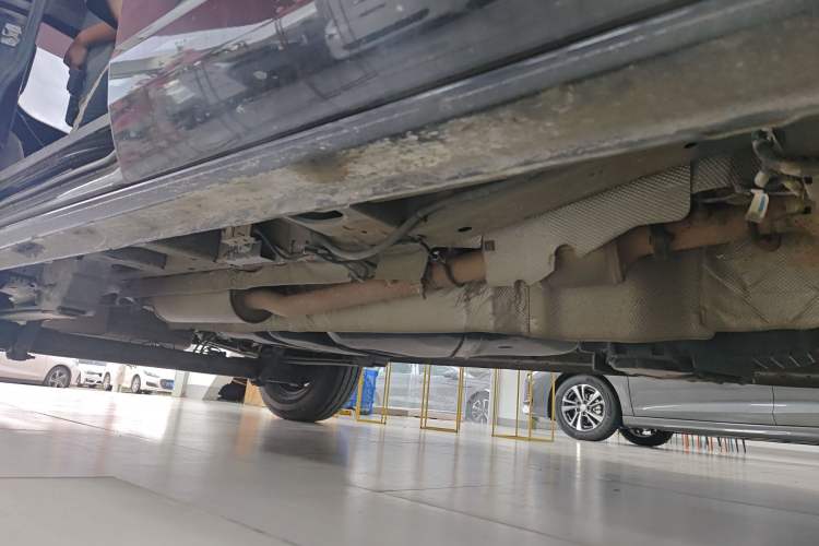 Used Ford Transit 2019 2.0T Diesel Multi-Purpose Commercial Vehicle Short Wheelbase Low Roof 6-Seater China VI Standard
