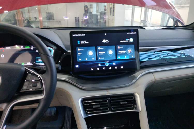 Used BYD Song PLUS New Energy 2021 EV Flagship Model
