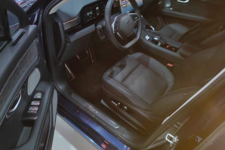 Used Hima AITO M5 2022 Extended-Range Four-Wheel Drive Ultimate Edition
