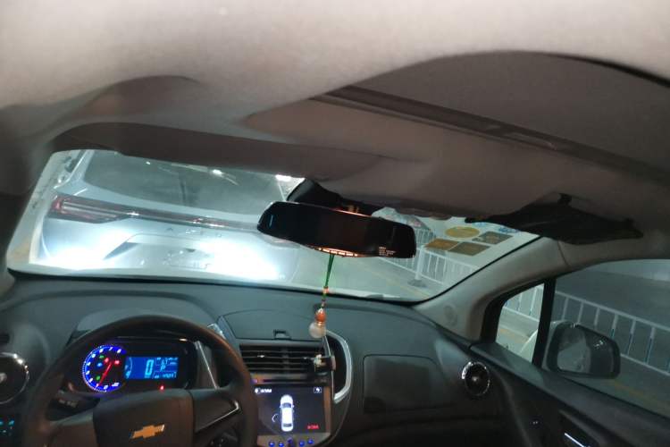 Used Chevrolet Trax 2016 1.4T Automatic Two-Wheel Drive Comfort Version with Sunroof
