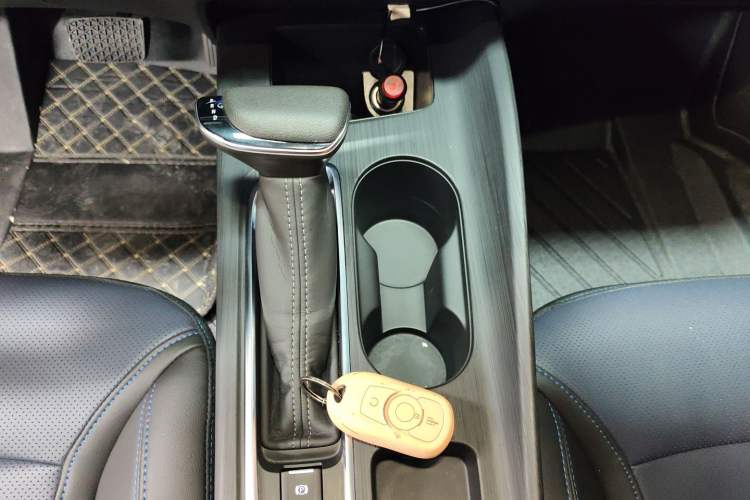 Used Buick Velite 6 2024 450km Range Commuter Version
