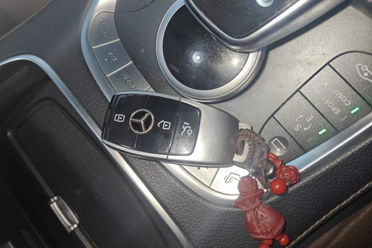 Used Mercedes-Benz S-Class 2014 S 320 L Business Model
