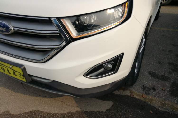 Used Ford Edge 2015 2.0T GTDi Two-Wheel-Drive High-Line Version