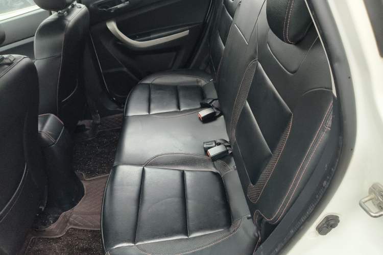 Used Changan CS35 2014 1.6L Manual Luxury Model China IV Standard
