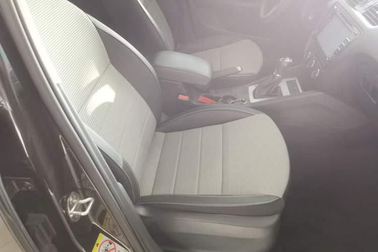 Used Skoda Octavia 2016 1.6L Automatic Chuanxing Edition