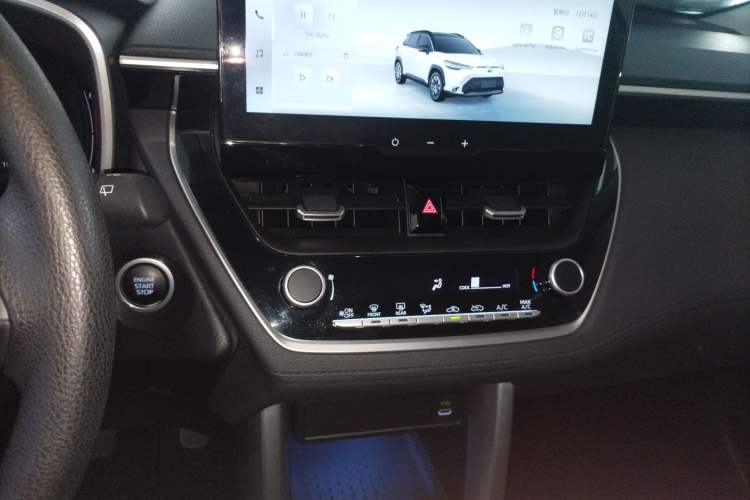 Used Toyota FRONTLANDER 2023 2.0L CVT Luxury Edition
