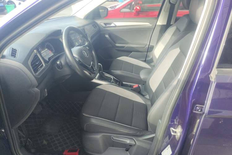 Used Volkswagen T-ROC 2019 230TSI DSG Two-Wheel-Drive Advanced Version China VI Standard