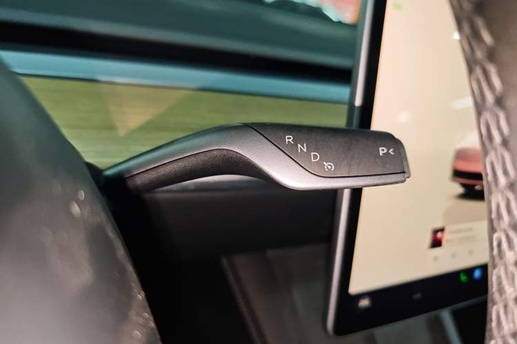 Used Tesla Model Y 2022 Rear-Wheel-Drive Version
