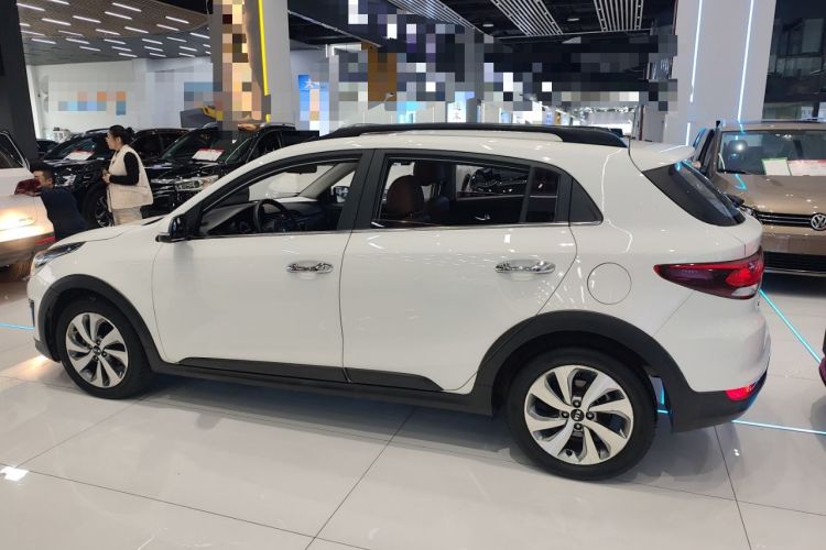 Used Kia KX Cross 2018 1.6L Automatic Dynamic Sunroof Version
