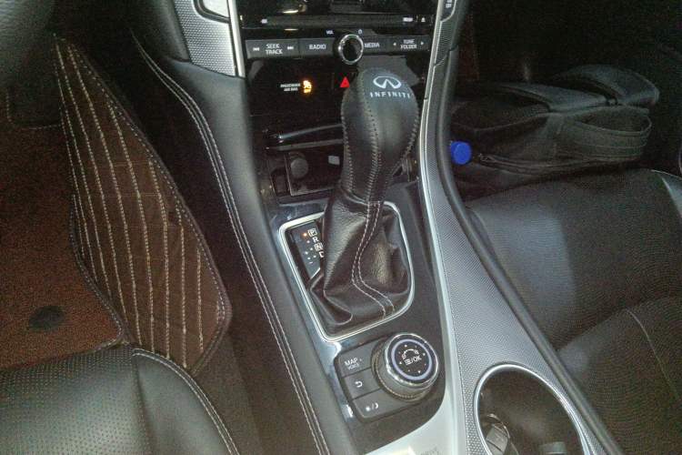 Used Infiniti Q50L 2015 2.0T Enjoyment Edition
