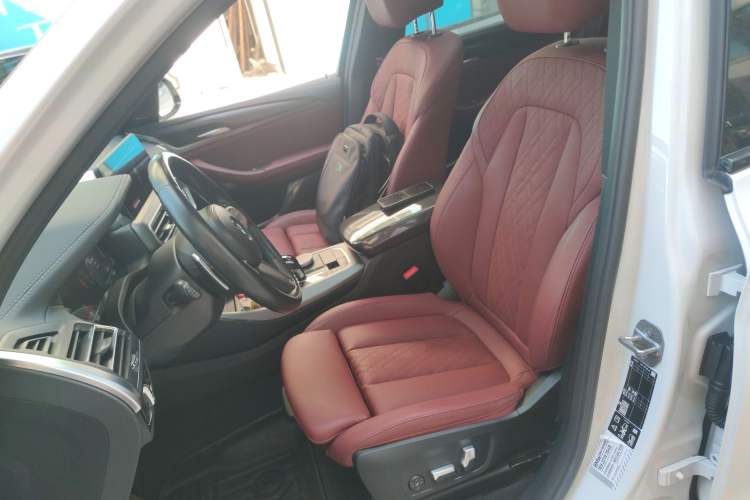 Used BMW X3 2022 Second Facelift xDrive30i Luxury Edition M Night Sky Package
