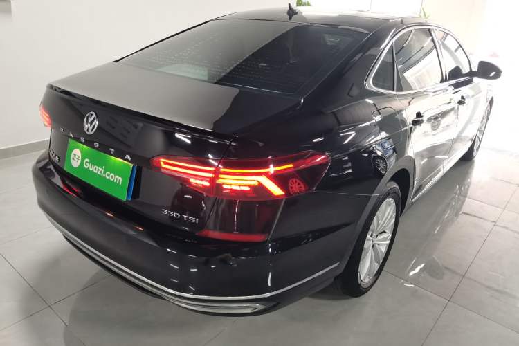 Used Volkswagen Passat 2019 330TSI Elite Edition China VI
