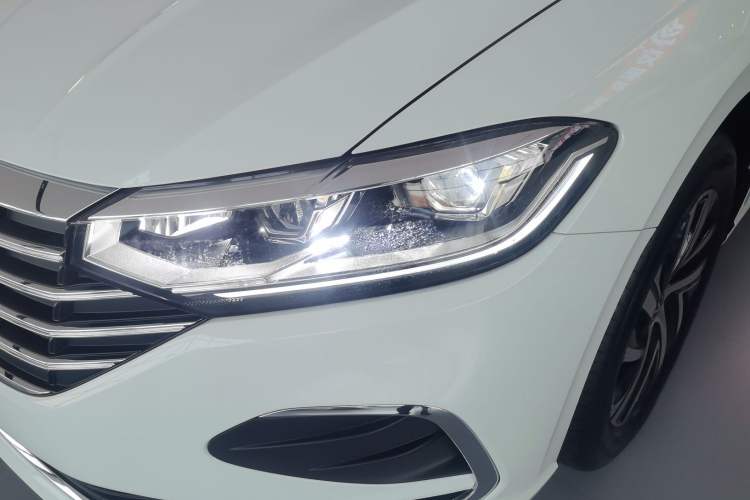 Used Volkswagen Lavida 2024 300TSI DSG Full-Comfort Edition