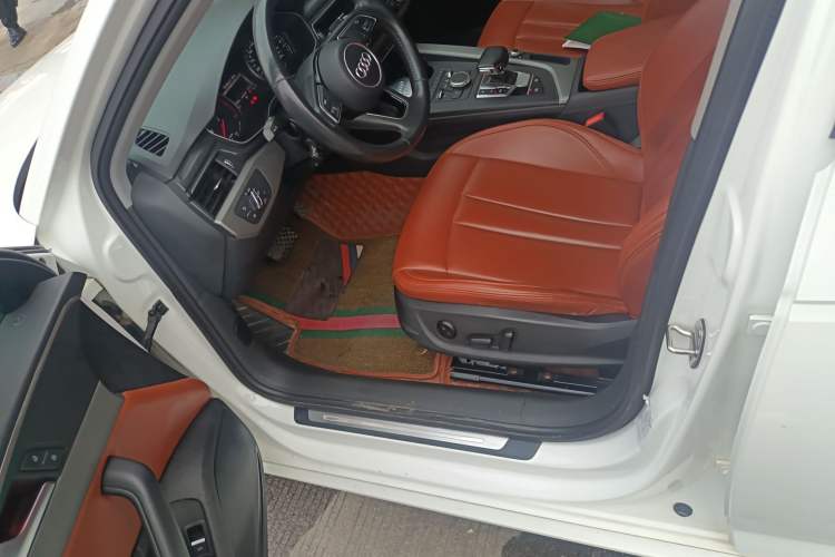 Used Audi A4L 2019 40 TFSI Ambition China VI