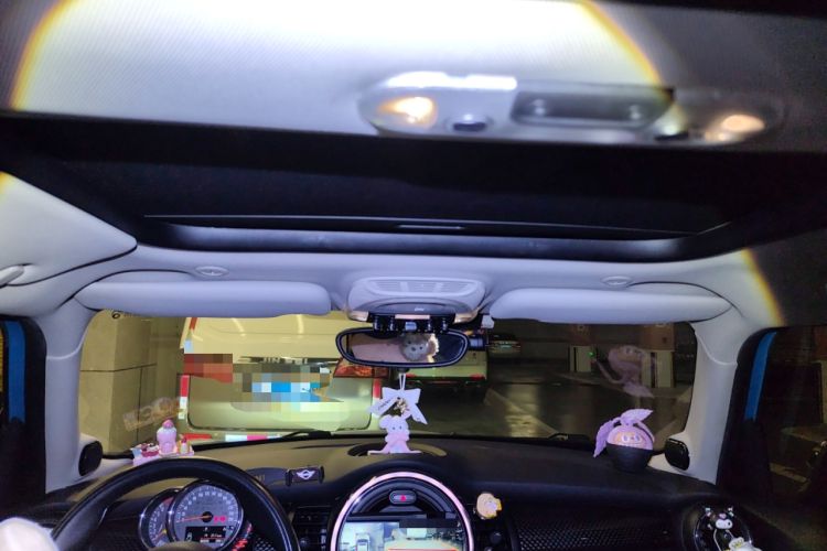 Used  MINI 2015 2.0T COOPER S Five-Door Edition
