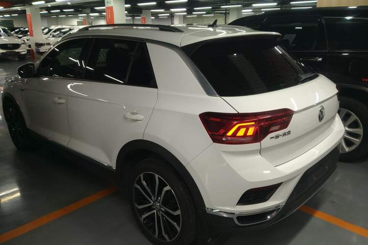 Used Volkswagen T-ROC 2019 280TSI DSG Two-Wheel Drive Comfort Version China VI Standard
