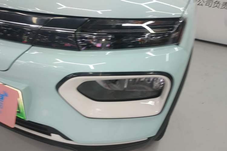 Used Dongfeng NAMMI BOX 2022 Chasing Wind Edition 331 km Standard Model
