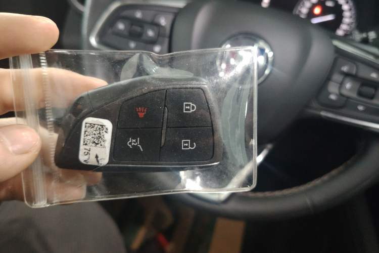 Used Buick Envision 2022 Encore Plus 652T Five-Seat All-Wheel-Drive Luxury Model
