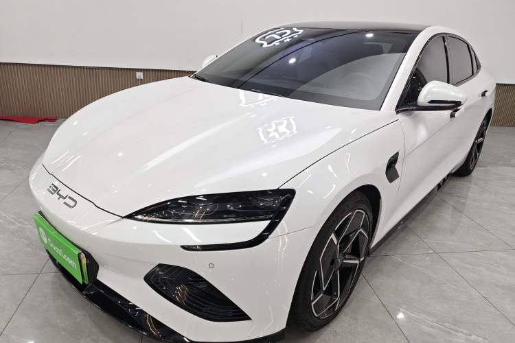 Used BYD Seal 2022 700 km Long-Range Rear-Wheel-Drive Version
