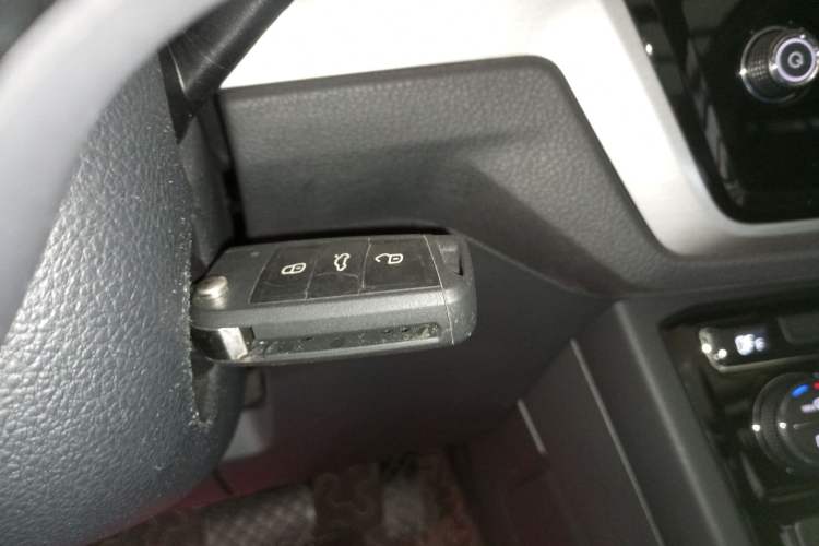 Used Volkswagen Touran 2016 Volkswagen Touran L 280TSI DSG Comfort Edition