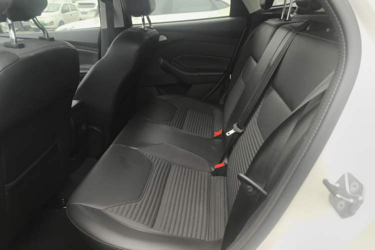 Used Ford Focus 2020 Hatchback Classic 1.5L Automatic Trendy Model