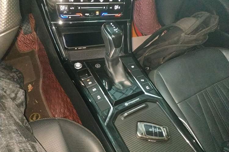 Used Volkswagen Passat 2023 Facelift 330TSI Prestige Edition
