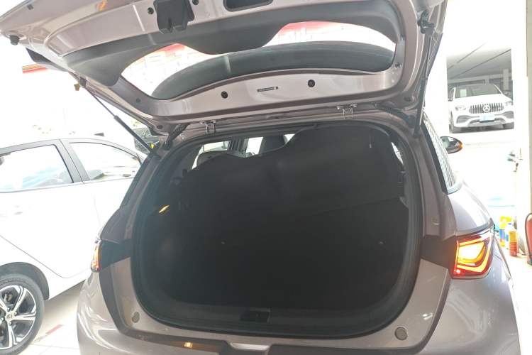 Used BYD Dolphin 2023 420 km Free Version
