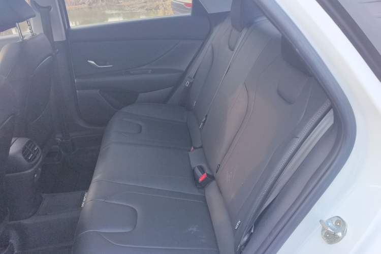 Used Hyundai Elantra 2022 1.5L CVT GLX Elite Edition
