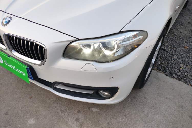 Used BMW 5 Series 2015 520i Elegant Edition
