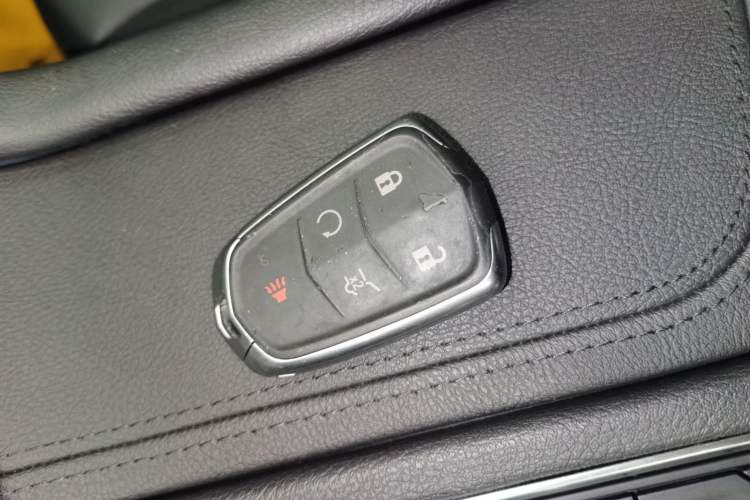 Used Cadillac XT6 2021 2.0T Six-Seater Four-Wheel-Drive Luxury Version