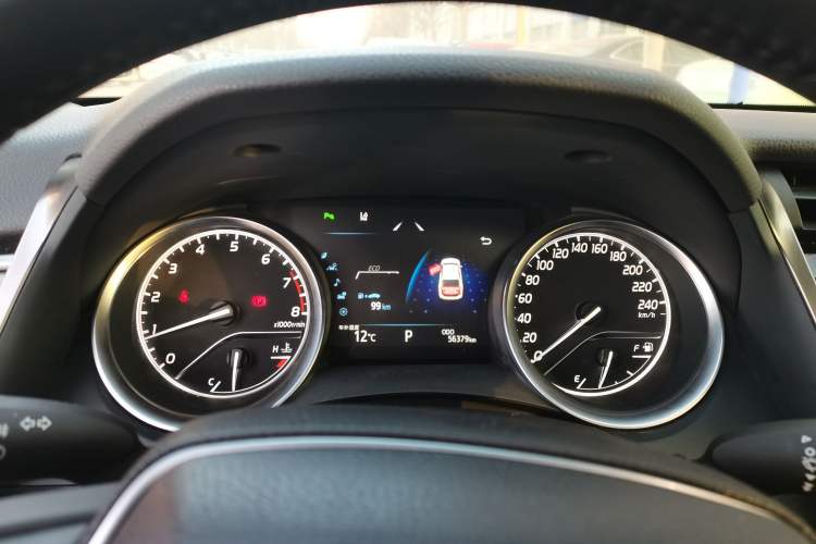 Used Toyota Camry 2018 2.0G Luxury Edition
