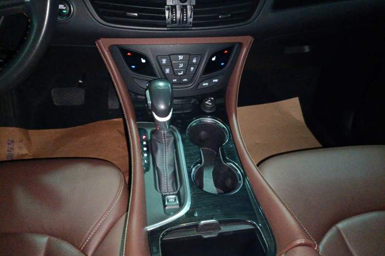 Used Buick Envision 2021 532T Two-Wheel-Drive Elite Version
