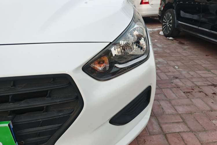 Used Hyundai Verna 2017 1.4L Manual Refreshed Version China V Standard
