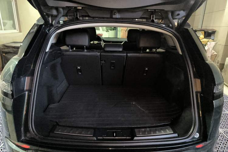 Used Land Rover Range Rover Evoque 2021 Range Rover Velar L 249PS R-Dynamic First Edition
